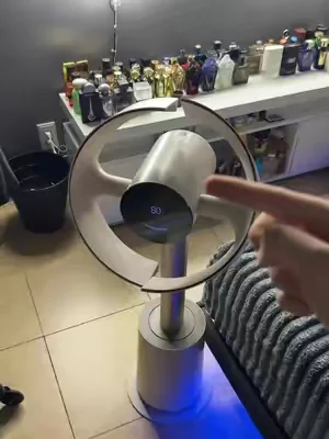 7655432021702970638