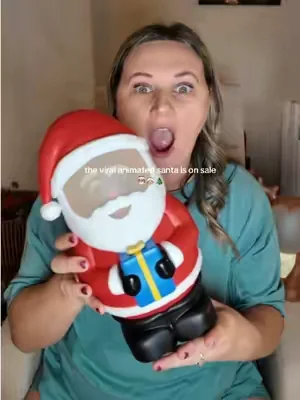 This animated Santa is the cutest Christmas decoration! #santa #animatedsanta #christmas #santaclaus 