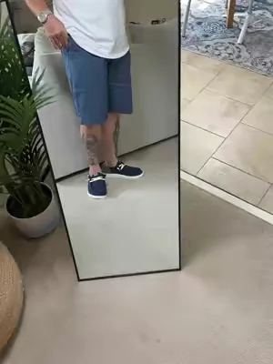 #HeyDude 