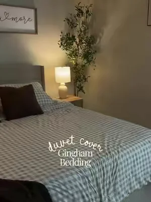 Overly obsessed with this duvet cover! LOVE IT😍✨ #duvetcover #ginghambedding #bedding #bedroommakeover #ginghamdecor 