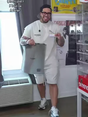 Fear of God runs oversized #dealsforyoudays #summerwins #fearofgodessentials #fearofgod #essentials 