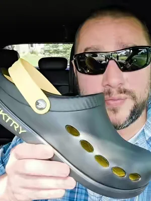 Years of sports. Years in the Marines. Years of being on my feet. Looking back, I would've taken recovery a lot more seriously. These VKTRY Recovery Clogs are ridiculously comfortable and designed for athletes who understand recovery isn't a break—it's part of the process. #VKTRY #RecoveryClogs #RecoverToReload #AthleteRecovery #SportsRecovery      Results may vary, this is not medical advice! Price may vary depending on price at time of viewing and coupons available.