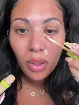 his concealer can AND will do all of that 😮‍💨👏🏽 @NYX Professional Makeup #nyxcosmetics #nyxdealsforyoudays #dealsforyoudays #nyxwondersnatchconcealer #wondersnatchconcealer 
