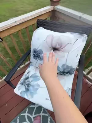 7655462774444723486