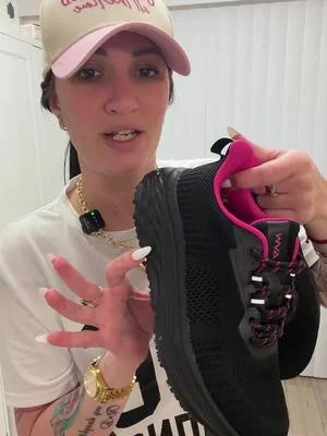 Excelente zapatos #summerwins #TikTokShopCreatorPicks #DealsForYouday #fyp #sneaker 