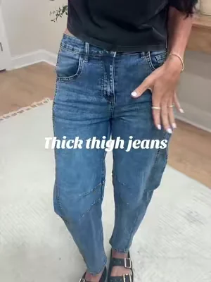The Jeans for the curvy girls 😍 #jeans #barreljeans #curygirl 