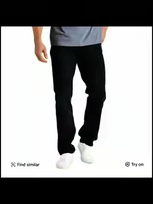 Su corte slim straight ofrece un look moderno sin sentirse demasiado ajustado, por lo que combinan fácilmente con camisetas, polos o camisas para diferentes ocasiones. Un básico que puede adaptarse tanto a un estilo casual como más arreglado.