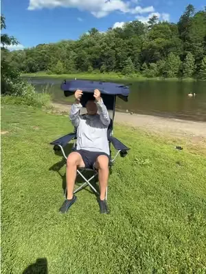 Silla con carpa ideal para llevar a todos los paseos de este verano ! #sillaportatil #summerwins #portablechair #dealsforyoudays 