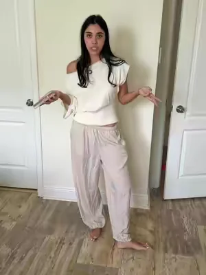 #trousers #summeroutfits #handm #widelegpants #silk 