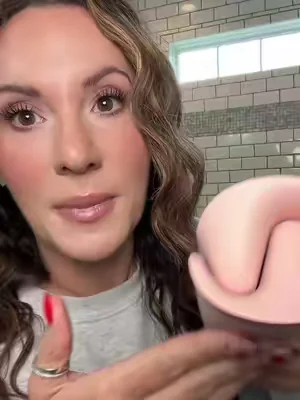 How to get beach waves in your hair  @wavytalkofficial #TikTokShopCreatorPicks #hairtok #beachwaver #dealsforyoudays #summerwins   Individual results may vary. Prices, sales, and promotions mentioned in this video were accurate at the time of posting and may change or expire without notice. Please check the product listing on TikTok Shop for the most current pricing and availability.