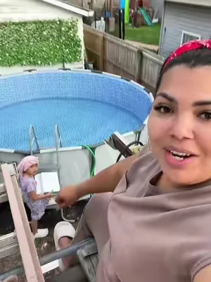Yo prefiero quedarme en casa, poner una carnita asada y disfrutar la piscina con mis hijos, sin andar gastando en la calle más dinero #besway #dealsforyoudays #piscinaemcasa #verano #steel @Spreetail 