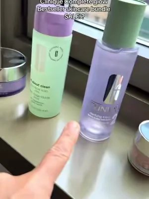 This Clinique TikTok Shop exclusive is such a great value! 🤍 You get 7 skincare and makeup favorites, including the iconic Take The Day Off Cleansing Balm, Moisture Surge Hydrator, Glow Serum, Facial Soap, Clarifying Lotion 2, Lip Treatment, and High Impact Mascara. Perfect if you’re looking to build a simple skincare routine or try Clinique bestsellers for less. 💚 less. 💚 #Clinique #cliniqueskincare #dealsforyoudays #skincare #skincarebundle 