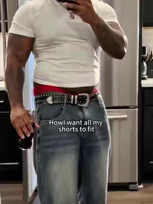 Five-point jeans is a new trend #jeans #croppedpants #longshorts #streetwear #mensstyle