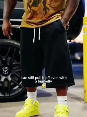 I'm not allowed. You still don't know these pants. #OOTD #longshorts #streetwear #mensstyle #sweatpants