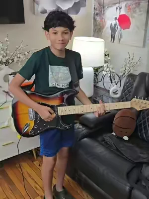 Electric Guitar for music practice #Guitar #Electric #formusic #trainingGuitar #summeressentials 