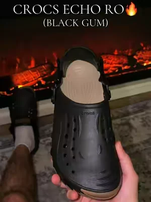 The Black Gum colorway is as clean as it gets. 🖤🔥 Over 30,600 sold for a reason. The all-black upper paired with the gum sole gives these a premium, stealthy look while delivering all-day cloud-like comfort. Clip the coupons for extra savings, enjoy the free shipping, and grab your pair before they’re gone. Check them out for yourself. I’ll leave a link right down here.@Crocs #crocs #clogs #crocsechoro #comfortshoes #TikTokShopFinds 