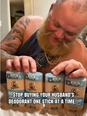 My husband’s holy grail deodorant. 🙌 Cleaner ingredients, no irritation, smells AMAZING, and I love stocking up with these bundles so we never run out again! Bonus points for the free flask! 🍻 #drsquatch #deodorant #dealsforyoudays #summervibes #summerwins 