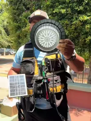 ¿Necesitas poner luz en ese cobertizo, cochera, gallinero pero no quieres gastar miles para llevar la electricidad? Checa la luz solar LED para cobertizo.#shedlight #led #ledlight #solar #solarlight