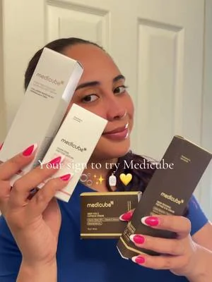 This is such a great bundle if you want more glowy skin! ✨ #medicube #medicubeskincare #glowyskin #medicubetiktokshop #dealsforyoudays 
