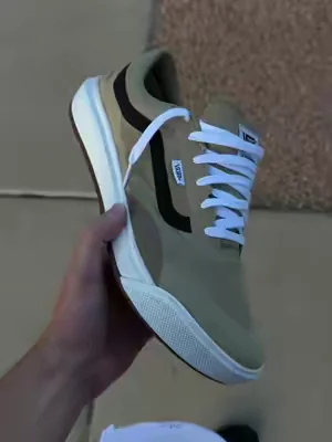 Now these are too clean😎🥷 @vans #dealsforyoudays #tiktokshopcreatorpicks #summerwins #vans #vansskate 
