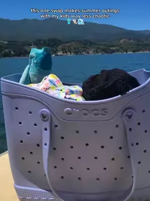can I have one in every color #dealsforyoudays #ad #summervibes #summerwins #beachbag @Crocs 