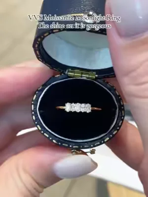 VVS Moissanite Moonlight Ring. The shine on it is gorgeous💎✨#summerwins #tiktokshopdealsforyoudays #ring #moissanitering #dealsforyoudays #2026 #delzzad #waterproofjewelry #jewelry #giftideas #viral #delzzadjewelry #nontarnishjewelry #beautiful #luxury #affordable #diamond #diamondtester #oval #ovalring #ovaldiamond
