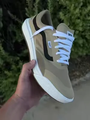 Don’t miss out on these😎🔥🔥 @vans #dealsforyoudays #tiktokshopcreatorpicks #summerwins #vans #vansskate 