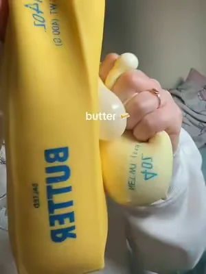 #buttersquishy #squishy #dealsforyoudays #stufftobuyontiktok #trendingtoys 