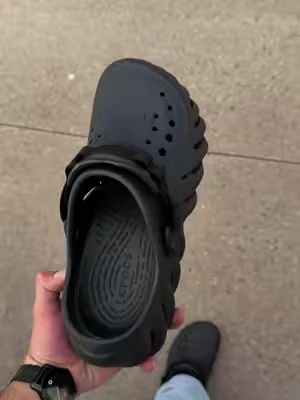 #crocsecho #fashion #coolcrocs 