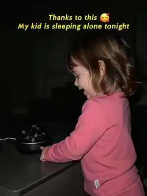 My kid finally sleeps alone.#Onefirenightlightforkids#SoothingLight#BedtimeRoutine#nightlightprojector#kidsgifts 