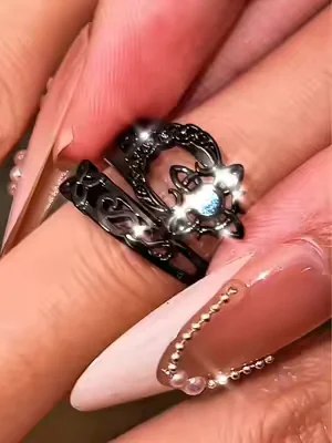 No dejes que la negatividad te consuma. #nudodebruja #witchcraft #birthstone #protection #summervibes 