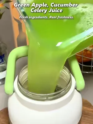 🥒If you’re still buying store juice, you might want to see this. #summerwins #DealsForYouDays #portableblender #juicerecipe #zhenmi