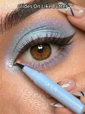 24-hour waterproof smudge-proof silky eyeliner🥰#qcqx #Eyeliner #waterproofmakeup #eyesmakeup #tiktokshop #eyelinerhack #fyp #eyelinertutorial #longlasting #smudgeproofeyeliner