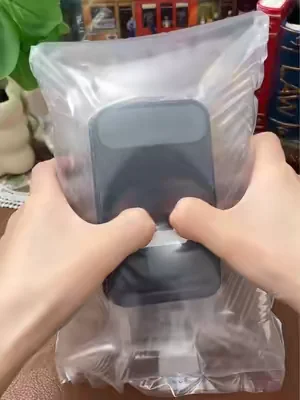 Soloqueríaunsoporte…yterminéconunaltavoz. #bluetoothspeaker#phonespeaker#TikTokShopspringglowup#foryou#usa_tiktok 