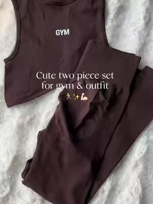 love this set! I need to get more colors 🛒🏃‍♀️#outfits #gymset #tracksuitset #leggingsoutfit #leggings 