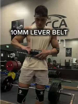The best leg day gym investment you’ll make - @Gymreapers Lever Belt #gymreapers #leverbelt #liftingbelt 