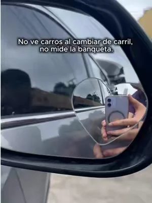 ¿Preocupado por los puntos ciegos? Este espejo te ayuda a ver carros en el carril de al lado y a medir la distancia de la banqueta.  #conductora#heartshapemirror#blindspot#cute#fyp
