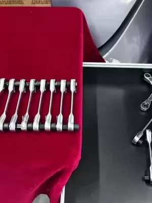 This compact 1/4 inch double-ended ratchet wrench is a real game-changer!72-tooth design works smoothly even in super tight spots.Perfect for car maintenance, bike repair and daily DIY jobs.Must-have practical tool for every toolbox! #AutoTools #DIYTools #CarRepair #HandTools #fyp 