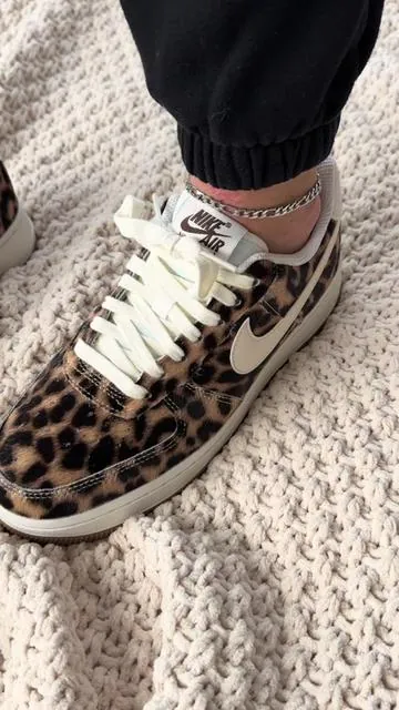 tell me I’m not the only one obsessed with animal print🤩🐆🔥 AF1s run big so I go down a 1/2✨ #nikairforce1 #nikeanimalprint #cheetahprintshoes #sneakerhead #dealsforyoudays 
