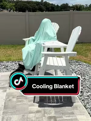 Yea she’s definitely doing too much but we love this cooling blanket from Bedsure! #bedsure #coolingblanket #dealsforyoudays #summervibes #summerwins 