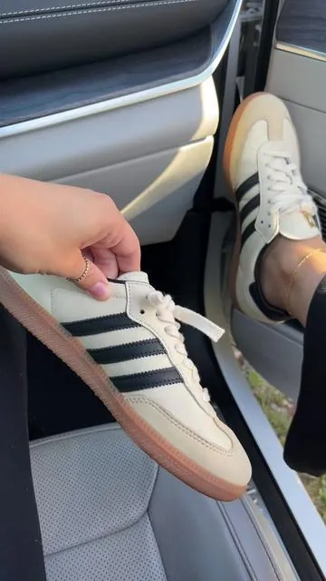 These sambas are unreal @Tillys #samba #adidassamba #adidasoriginals #sneakers #dealsforyoudays 