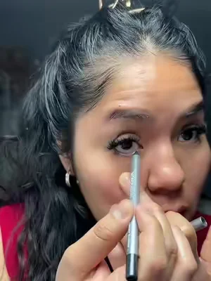 Delineador para ojos aprueba de agua #delineador #watherproof #makeup #dealsforyoudays #tiktokshopcreatorpicks 