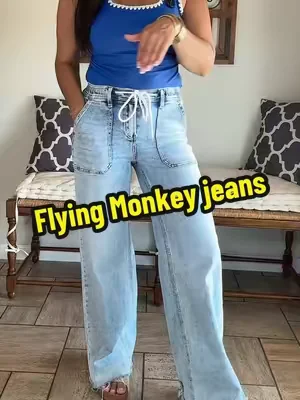 These Flying Monkey jeans feel exactly like sweatpants! @Wild Oak Boutique #flyingmonkeyjeans #baggyjeans #comfyjeans #jeans #elasticwaist 