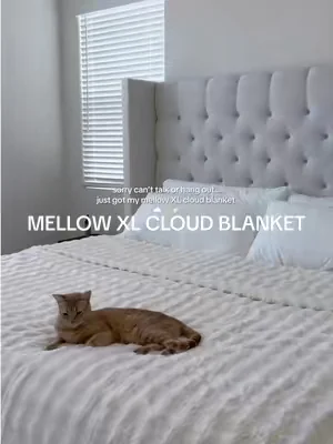 feels like biggest hug EVER 🫂@Mellow Sleep  #mellow #cozyhome #bedding #beddingdecor #blanket 