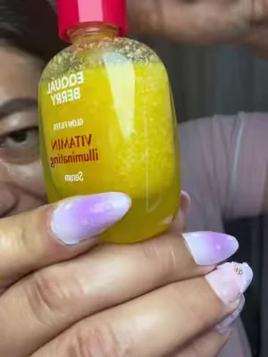 Un dúo súper poderoso de vitamina C @EQQUALBERRY #eqqualberry #vitaminacserum #skincaretips #yaheetechshop #skincareroutine 