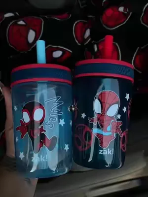 How cute are these leakproof cups! #leakproofcups #kidscups #spiderman #spideyandfriends #zakdesigns 