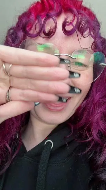 Alt woman press on nails #summerwins #dealsforyoudays 