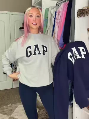 My absolute favorite mock neck!! @Gap #dealsforyoudays 