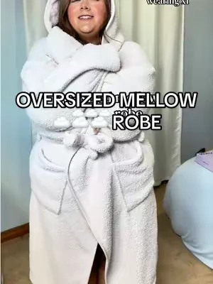 fits oversized + is so cozy!!! #dealsforyoudays #mellowrobe #summervibes #comfyrobe #plussizerobe 