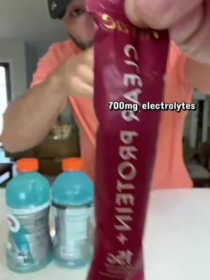 It’s a no brainer #hydration #allinone #summerdrink #proteinhack #clearprotein 